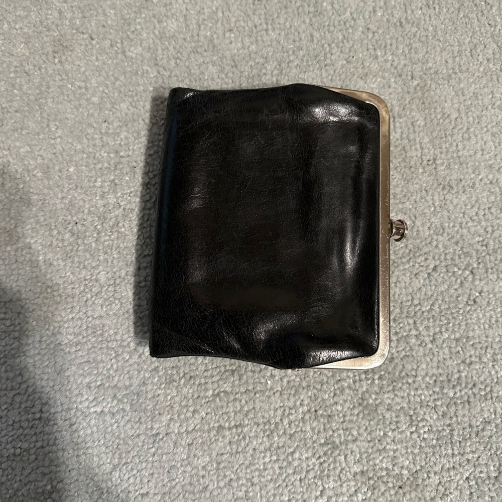 HOBO kiss lock wallet